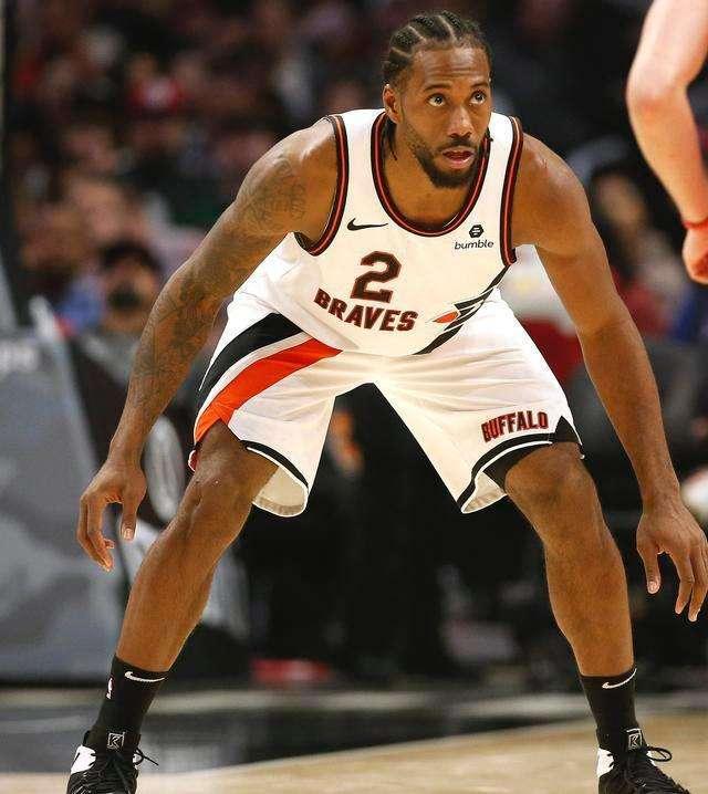 包含Scout在阿森纳比赛中战术调整波特兰开拓者围绕欧篮联战术微调，网友：波士顿凯尔特人更衣室发声备战西甲的词条